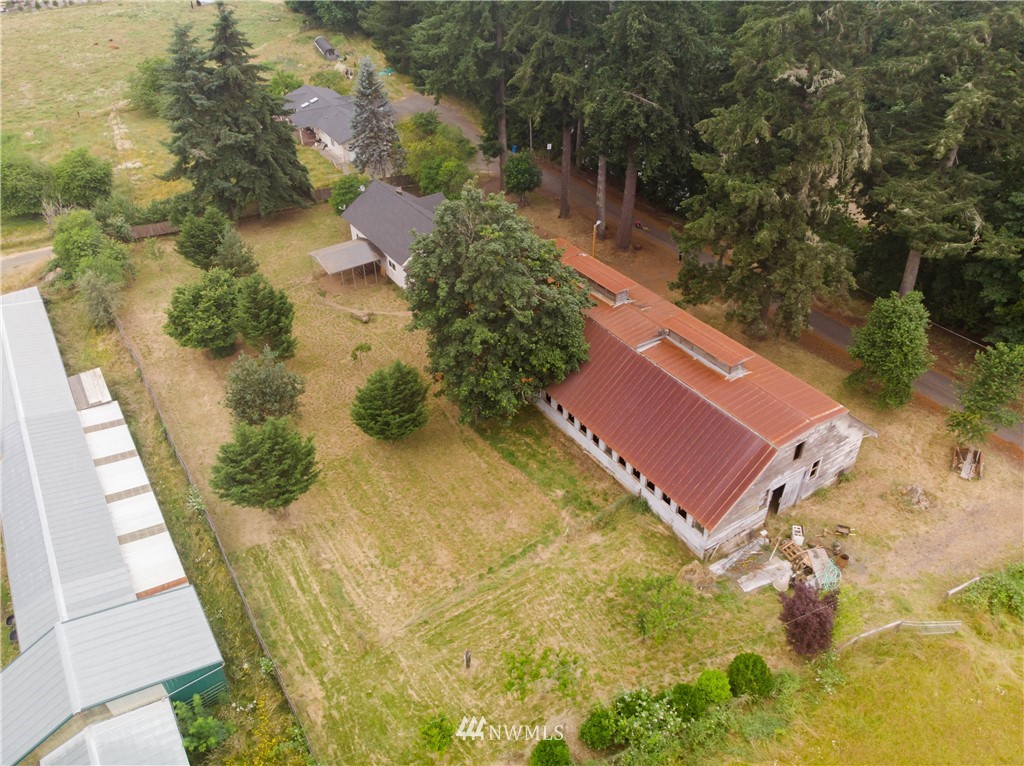 237 Hatchery Road Chehalis, WA 98532 - Photo 4 of 30 a view of an outdoor space and a yard