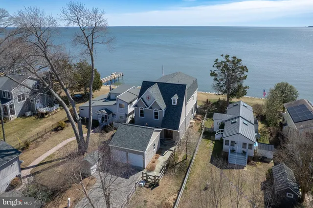 $3,800 | 6065 Melbourne Avenue, Deale, MD 20751