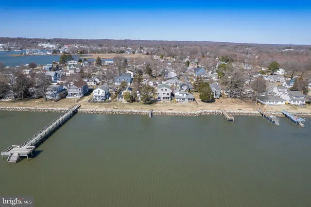 $3,800 | 6065 Melbourne Avenue, Deale, MD 20751