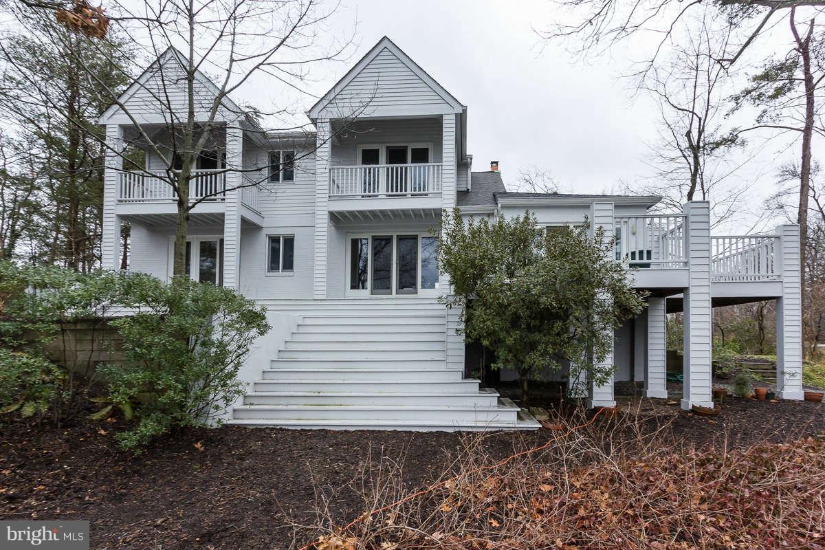 1084 Trails End Road Pasadena, MD 21122 - Photo 28 of 30 Exterior (Rear)