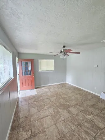 $850 | 509 Truman Street, Cleveland, TX 77327