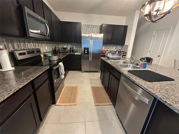 $2,000 | 13694 Northwest 9th Road, Newberry, FL 32669