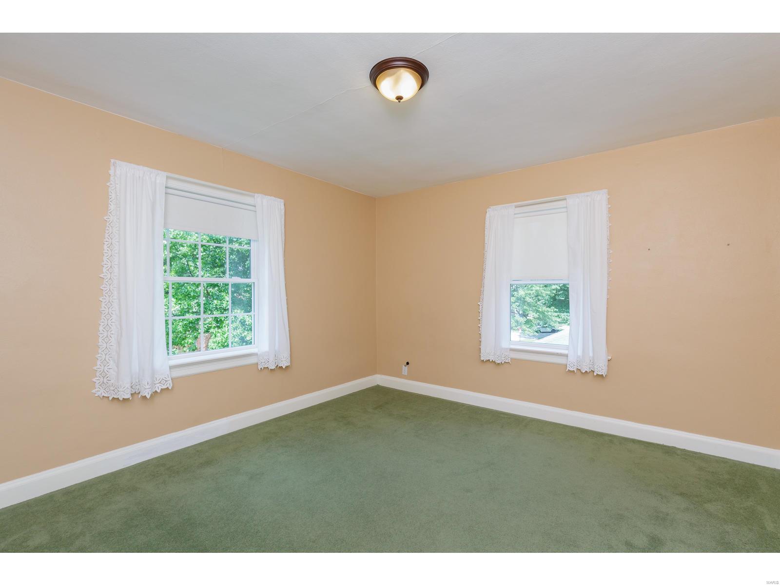 3036 Ridgeview Drive St. Louis, MO 63121 - Photo 16 of 45 Gallery Image 16
