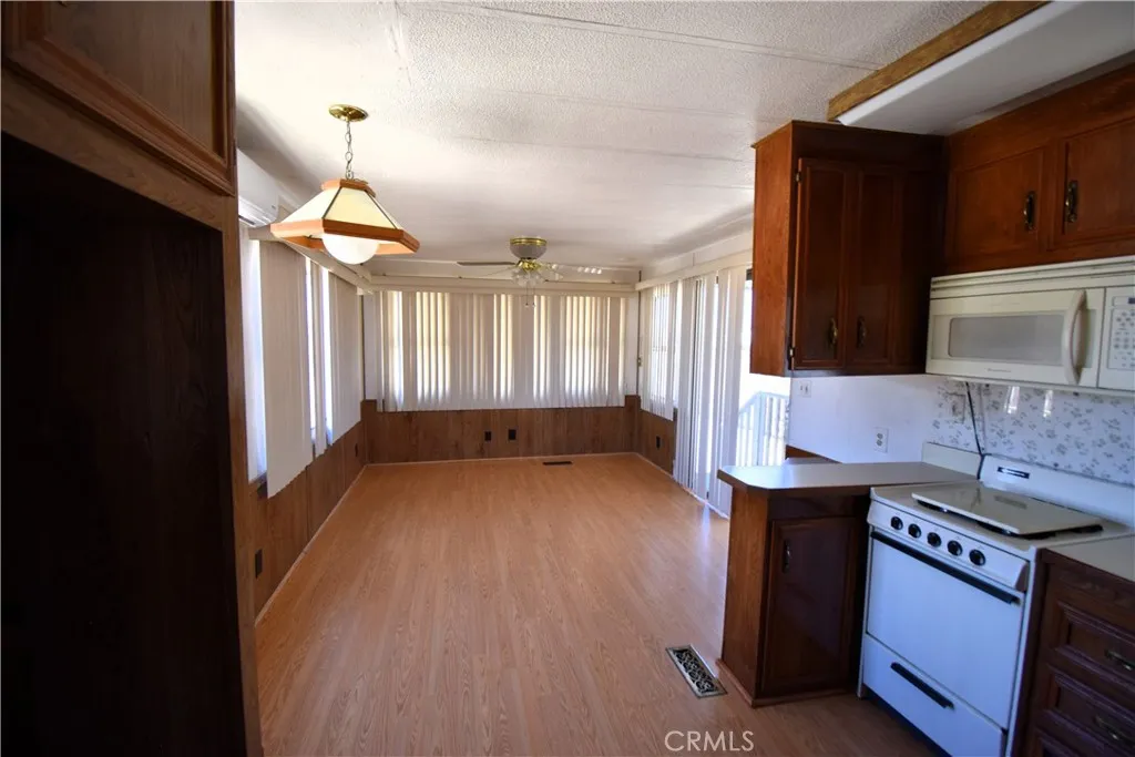 11250 Barstow Road, Unit 18 Lucerne Valley, CA 92356 - Photo 13 of 22