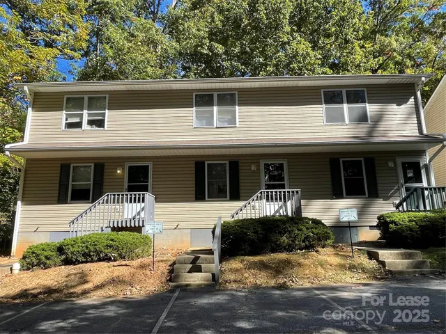 $1,800 | 6 Azalea Road, Unit C, Arden, NC 28704