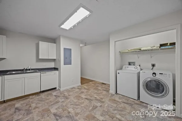$1,700 | 6 Azalea Road, Unit C, Arden, NC 28704
