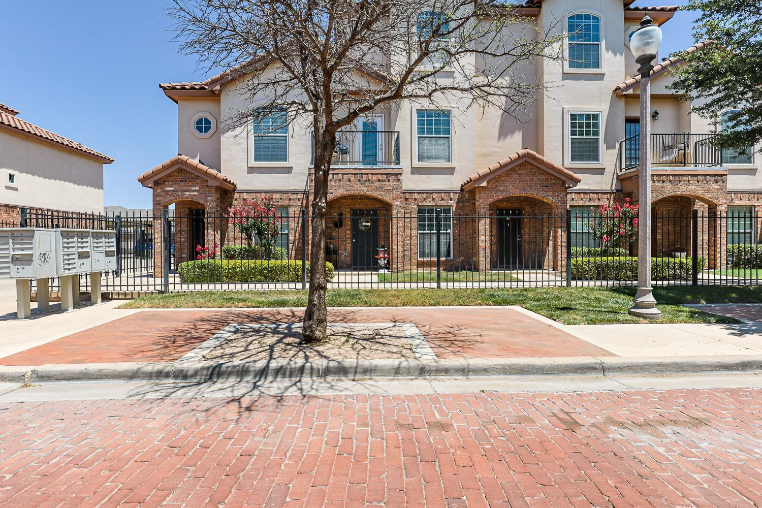 2106 Main Street Lubbock, TX 79401 - Photo 1 of 38 Front Exterior