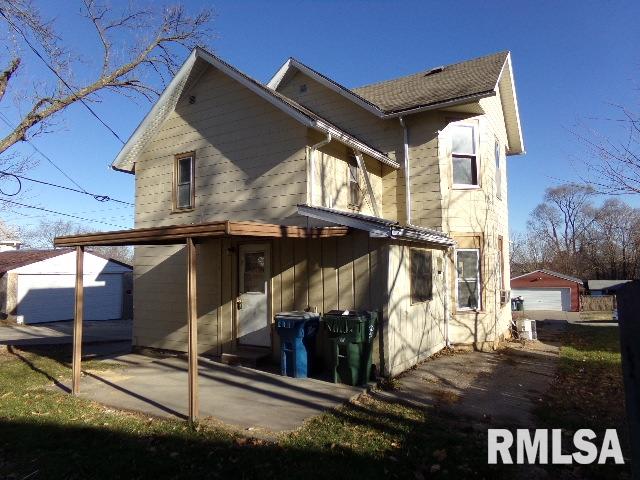 408 Locust Street Muscatine, IA 52761 - Photo 3 of 13 Gallery Image 3