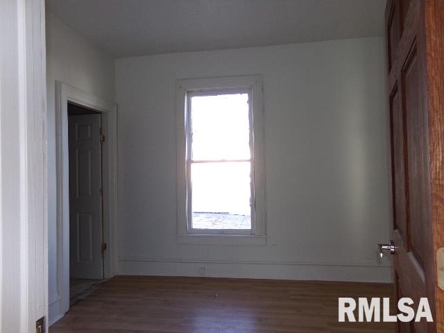 408 Locust Street Muscatine, IA 52761 - Photo 7 of 13 Gallery Image 7