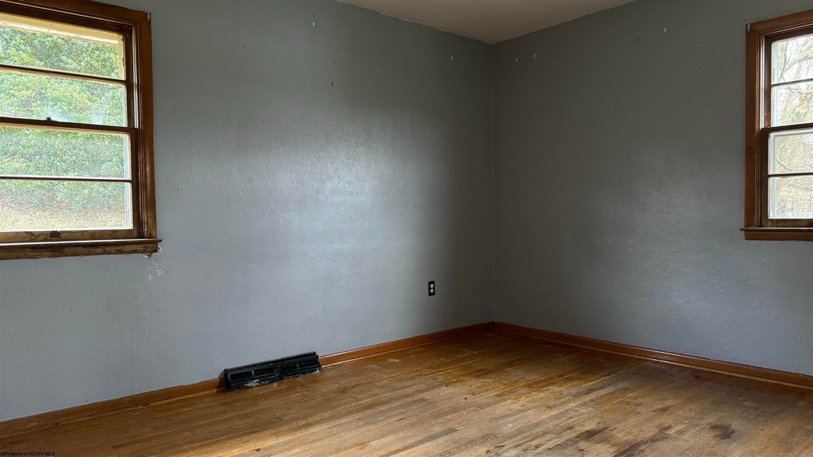 1342 Overhill Road Fairmont, WV 26554 - Photo 8 of 26 Gallery Image 8