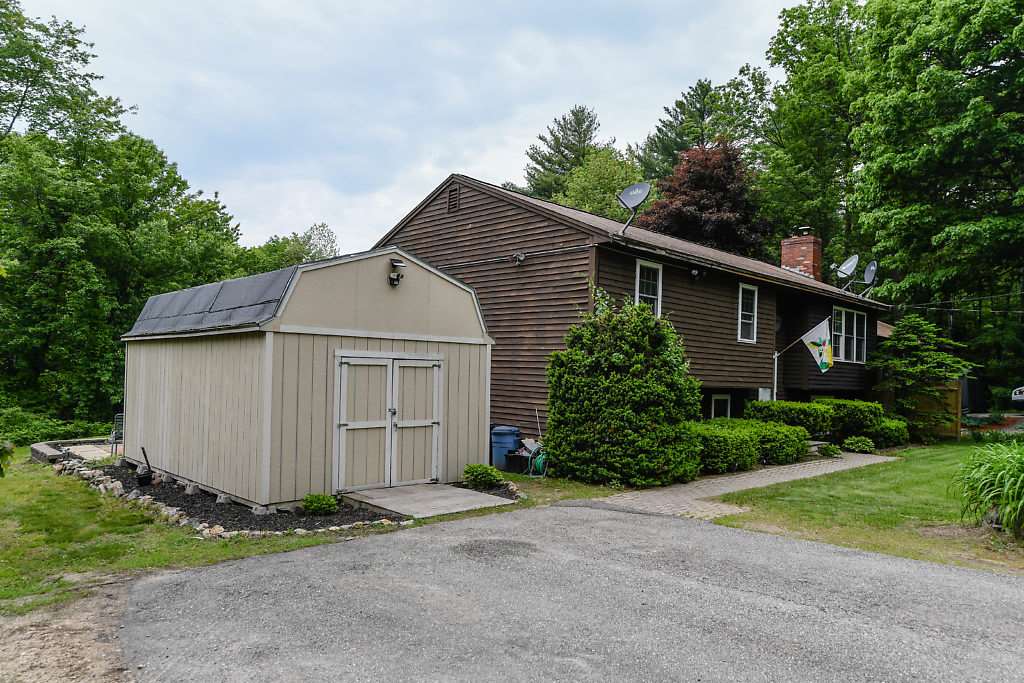 15 Fordway Road, Unit B Raymond, NH 03077 - Photo 23 of 27