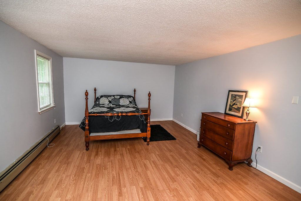 15 Fordway Road, Unit B Raymond, NH 03077 - Photo 9 of 27