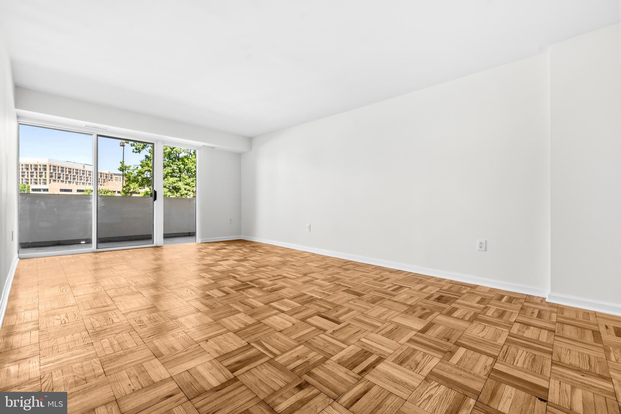 700 7th Street Southwest, Unit 126 Washington, DC 20024 - Photo 5 of 37