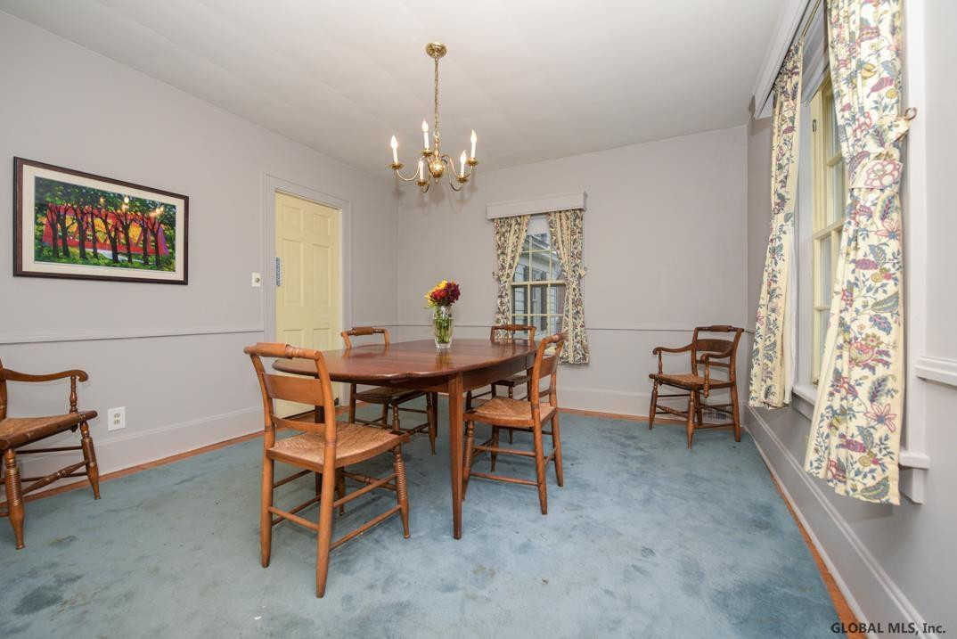 336 Osborne Road Colonie, NY 12211 - Photo 8 of 38 Photo 8