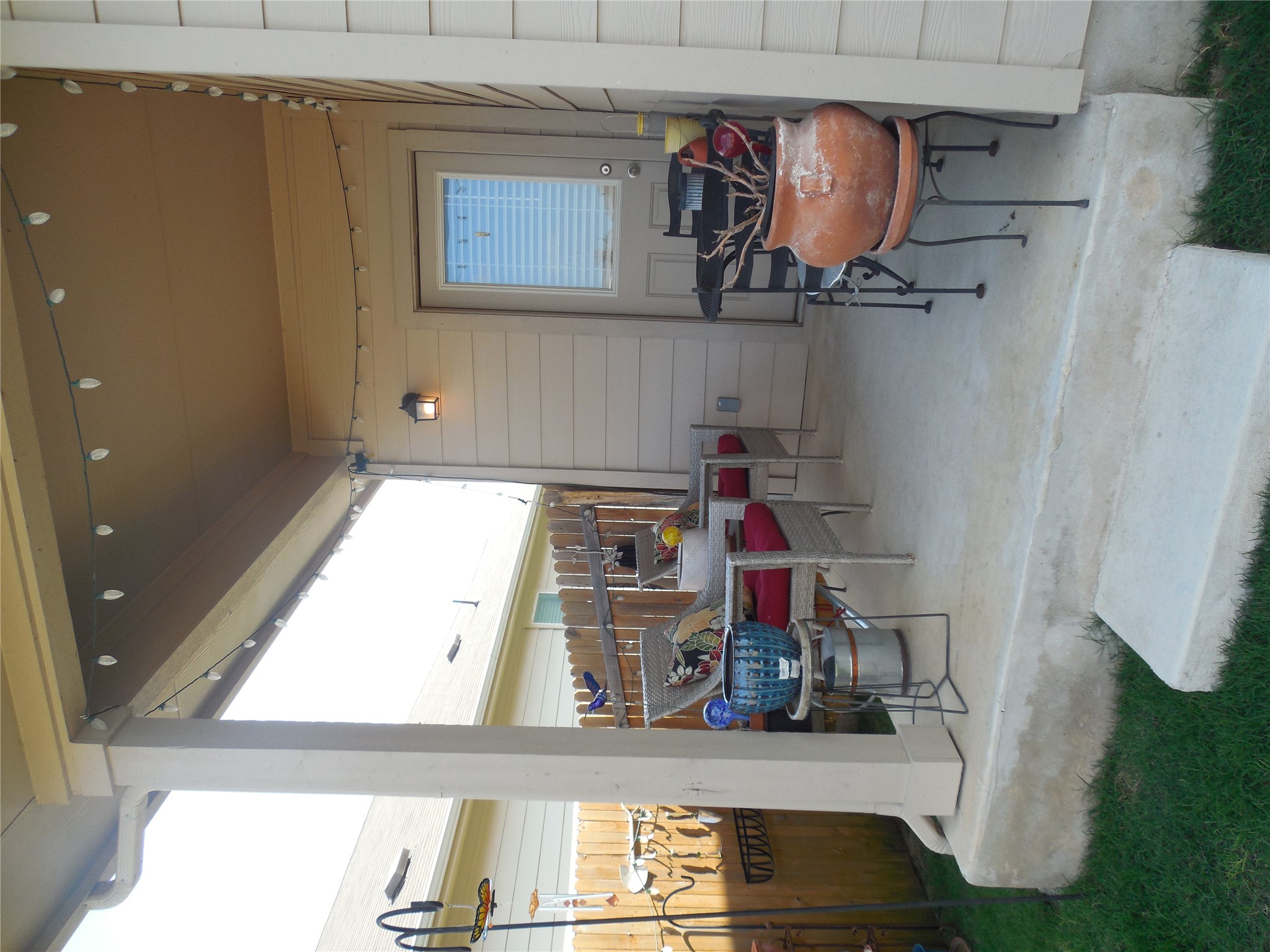 1009 Ferryman Drive Georgetown, TX 78626 - Photo 23 of 24 a living room with furniture a rug and white walls