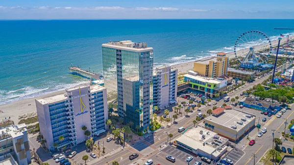 $215,000 | 1304 North Ocean Boulevard, Unit 406, Myrtle Beach, SC 29577