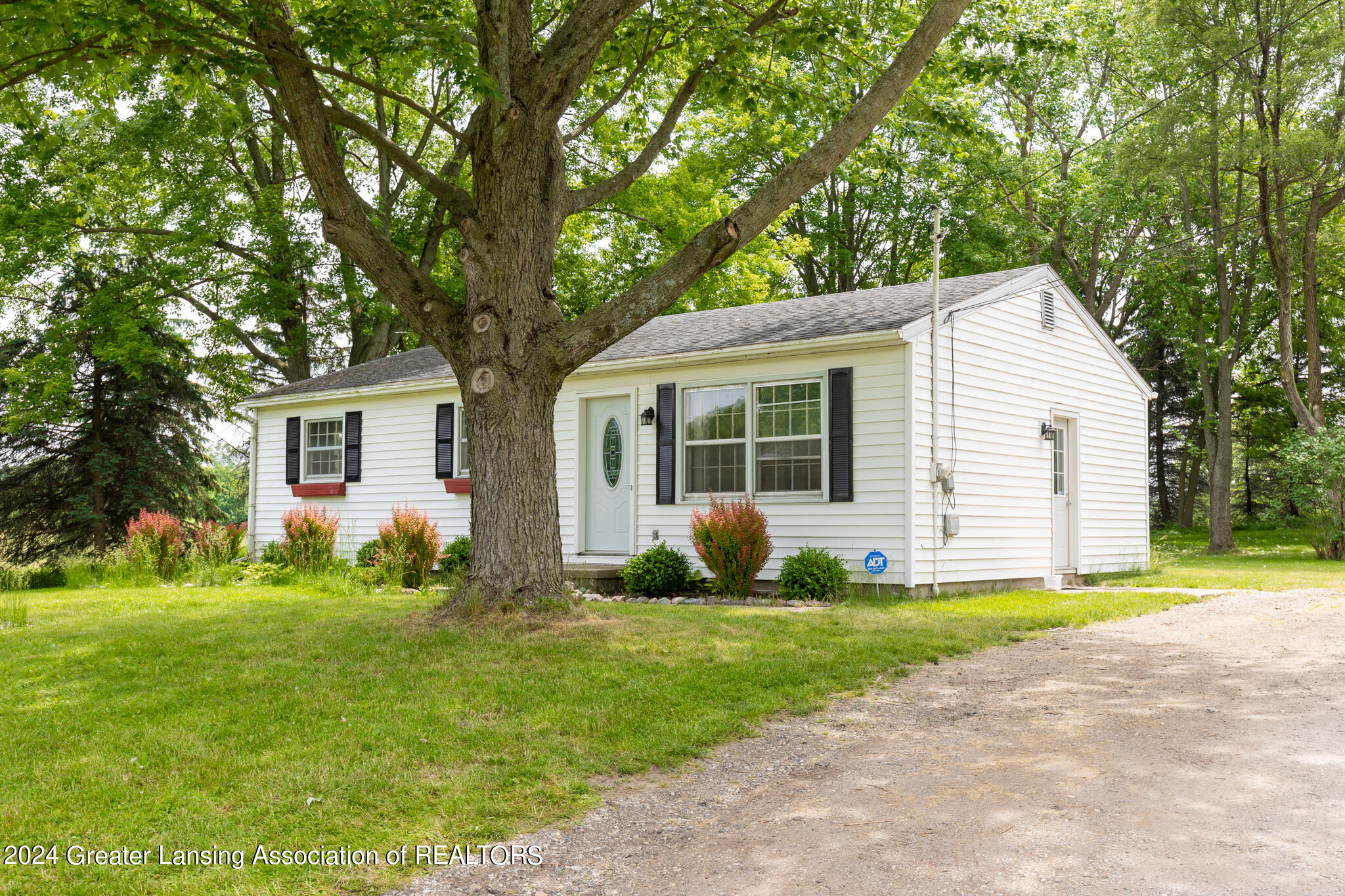 4364 East Clark Road Bath, MI 48808 - Photo 32 of 51 4364_E_Clark_KAREN-3