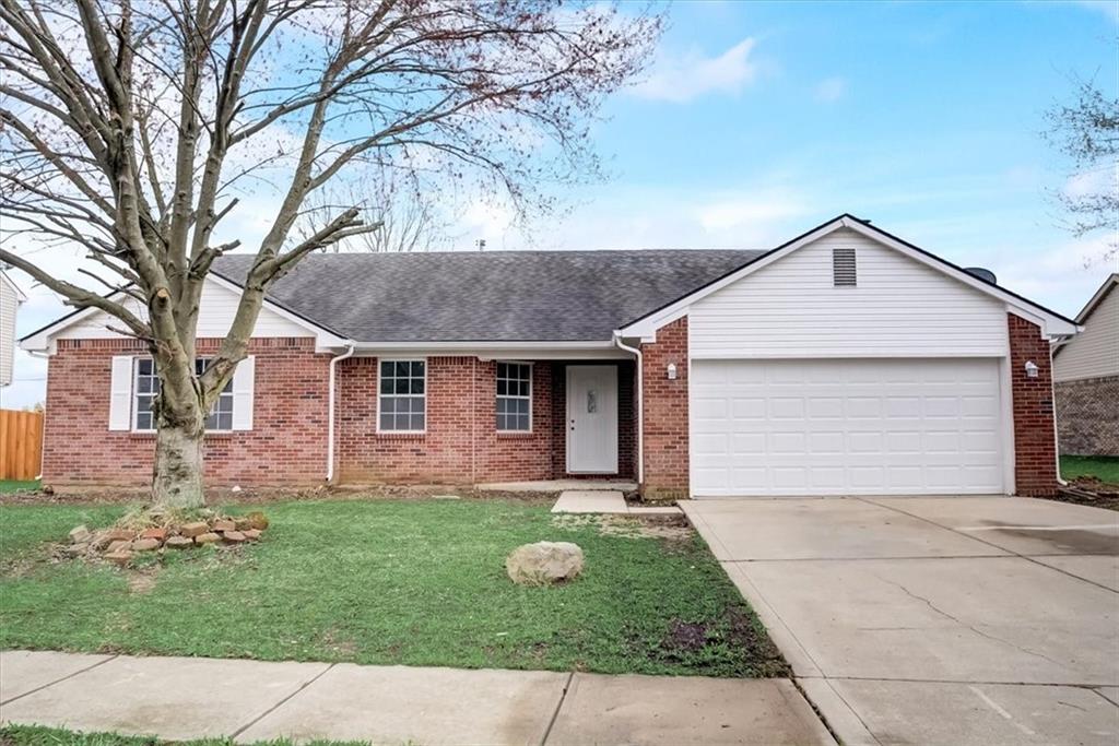 1050 Oak Leaf Road Franklin, IN 46131 - Photo 1 of 36 Gallery Image 1