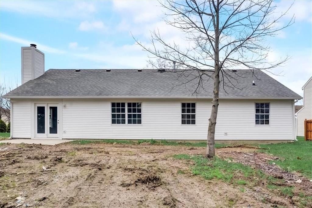 1050 Oak Leaf Road Franklin, IN 46131 - Photo 15 of 36 Gallery Image 15
