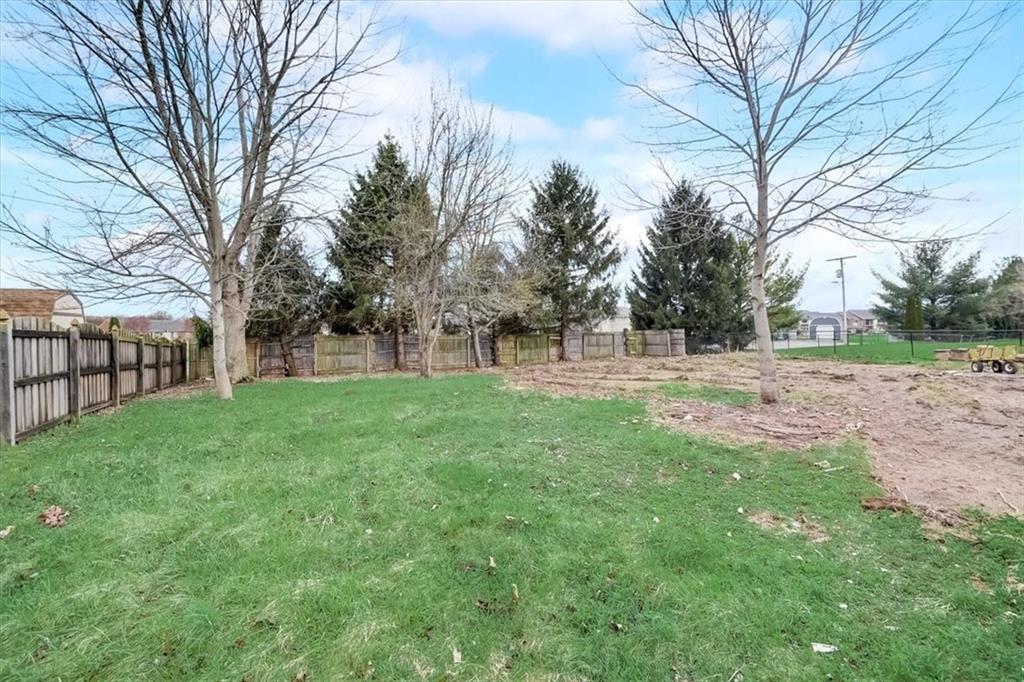 1050 Oak Leaf Road Franklin, IN 46131 - Photo 26 of 36 Gallery Image 26