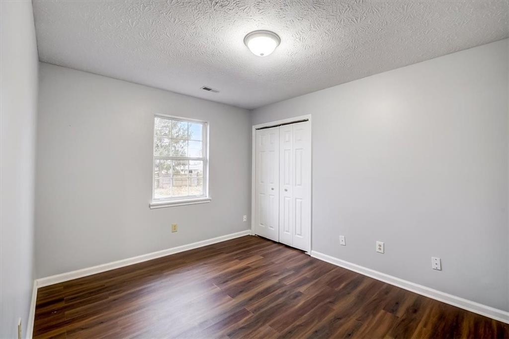 1050 Oak Leaf Road Franklin, IN 46131 - Photo 31 of 36 Gallery Image 31