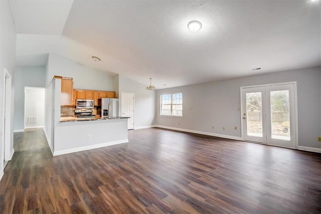 1050 Oak Leaf Road Franklin, IN 46131 - Photo 7 of 36 Gallery Image 7