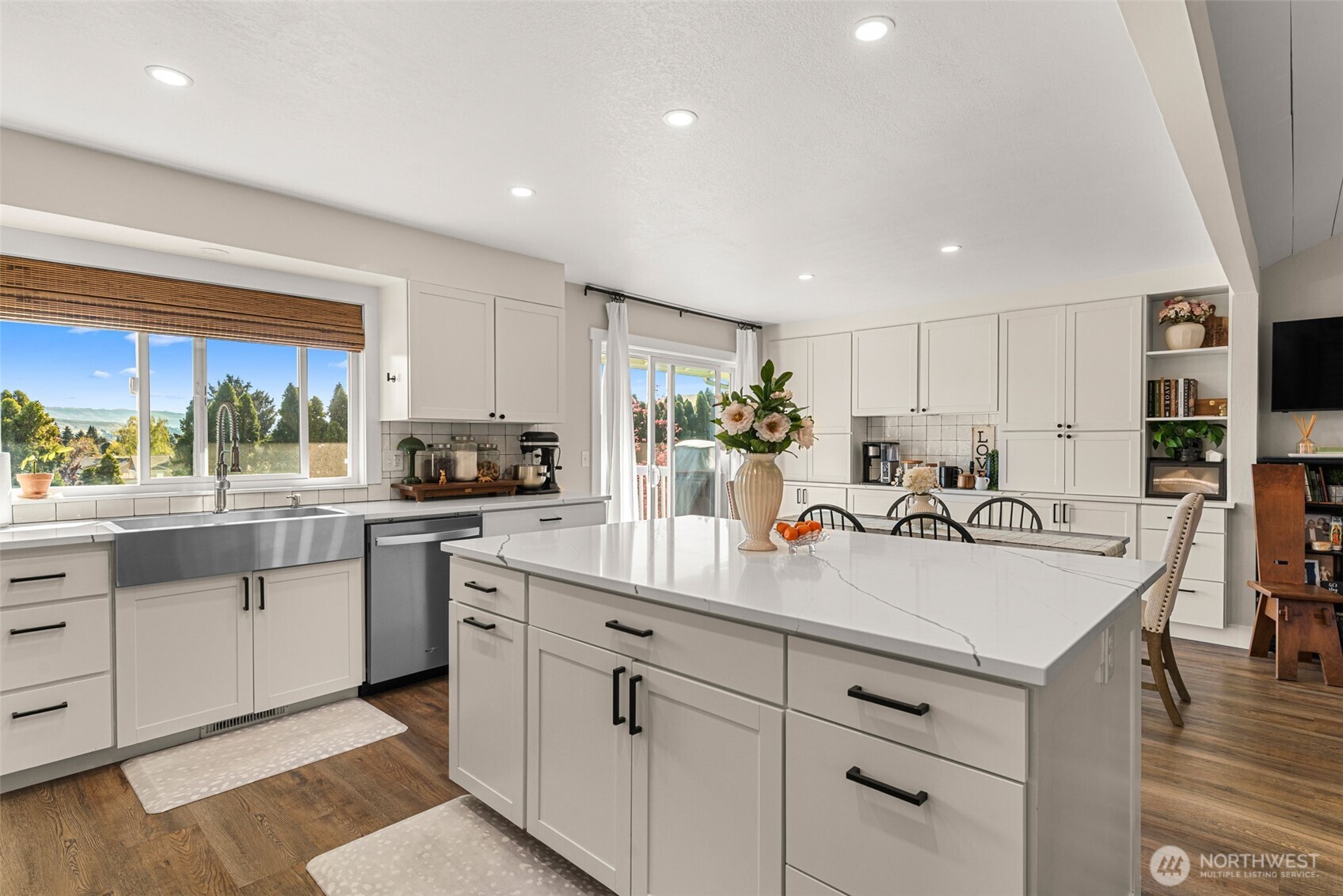 1633 Concord Place Wenatchee, WA 98801 - Photo 12 of 40