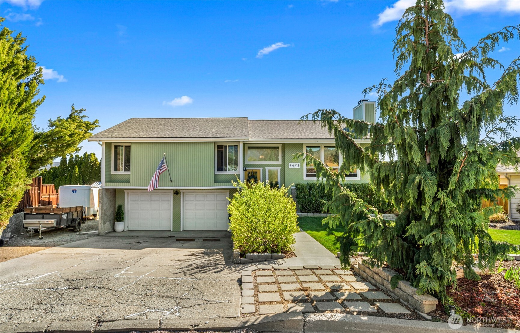 1633 Concord Place Wenatchee, WA 98801 - Photo 2 of 40
