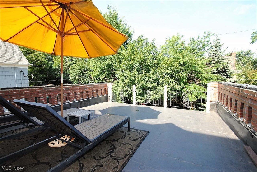 3664 Traver Road Shaker Heights, OH 44122 - Photo 20 of 24 Second floor porch.