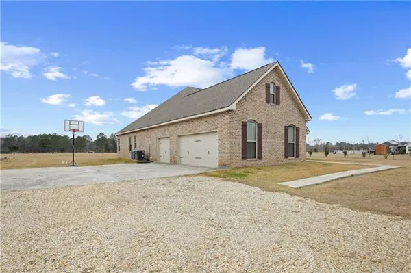 $610,000 | 80267 Railroad Avenue, Bush, LA 70431