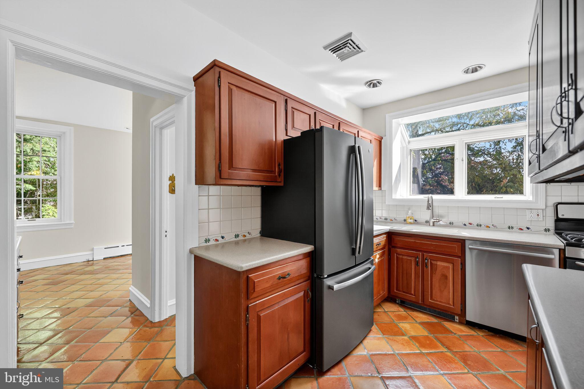 1415 Jericho Road Abington, PA 19001 - Photo 14 of 46 Gallery Image 14