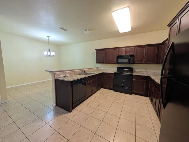 $1,299 | 3105 112th Street, Lubbock, TX 79423