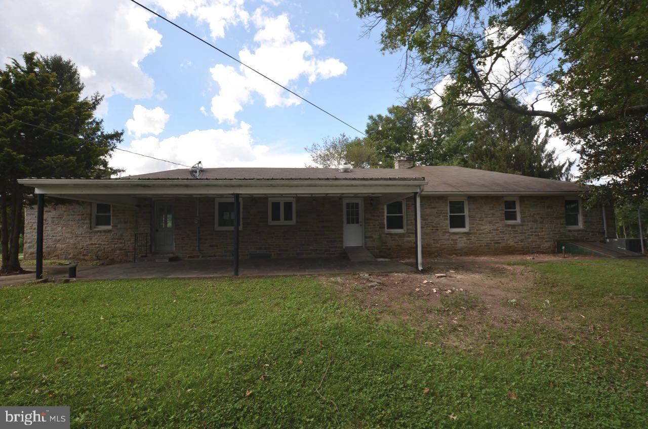13554 Ingham Road Glen Rock, PA 17327 - Photo 7 of 42 Gallery Image 7