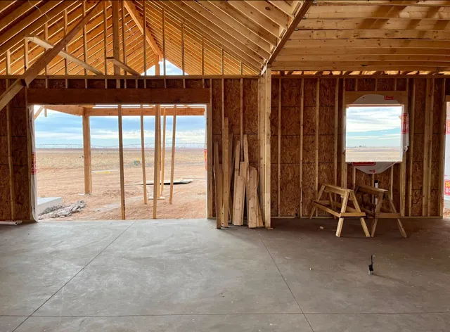 $570,000 | 1155 East Hayes Street, Tahoka, TX 79373