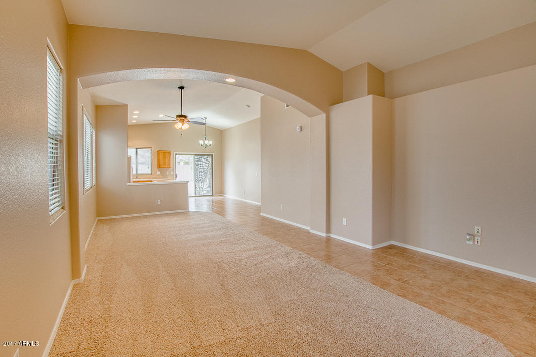 4352 South Rim Court Gilbert, AZ 85297 - Photo 9 of 32 09-Rim_