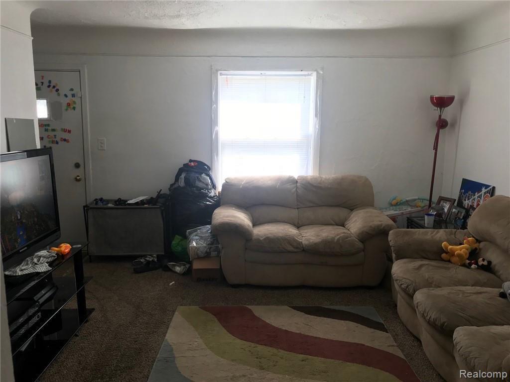 4148 Filbert Street Wayne, MI 48184 - Photo 12 of 20 IMG_9473.JPG