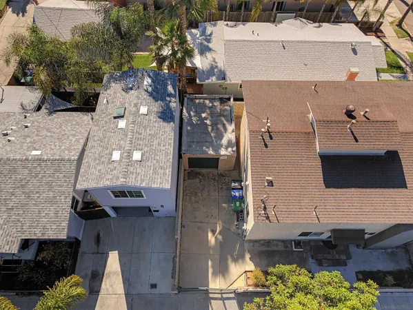 $2,650 | 4397 Swift Avenue, San Diego, CA 92104