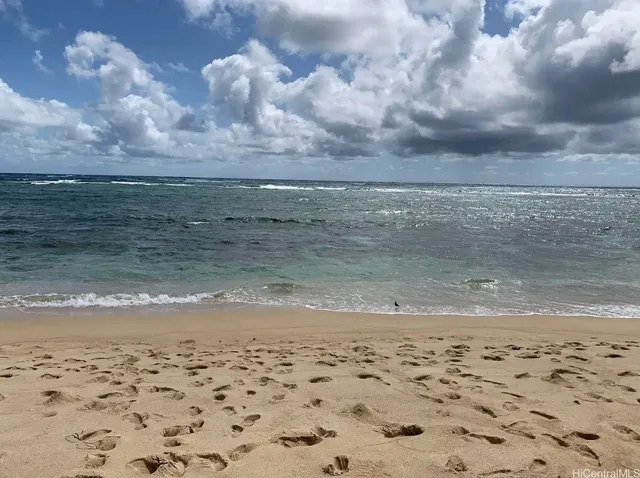 $2,395,000 | 55-371 Kamehameha Highway, Laie, HI 96762