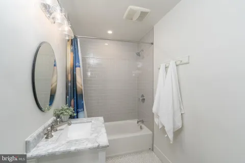 $750,000 | 806 South Ann Street, Baltimore, MD 21231