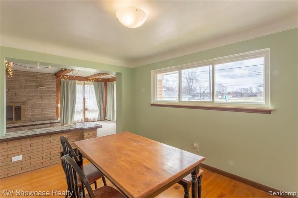 26632 Potomac Court Center Line, MI 48015 - Photo 13 of 45
