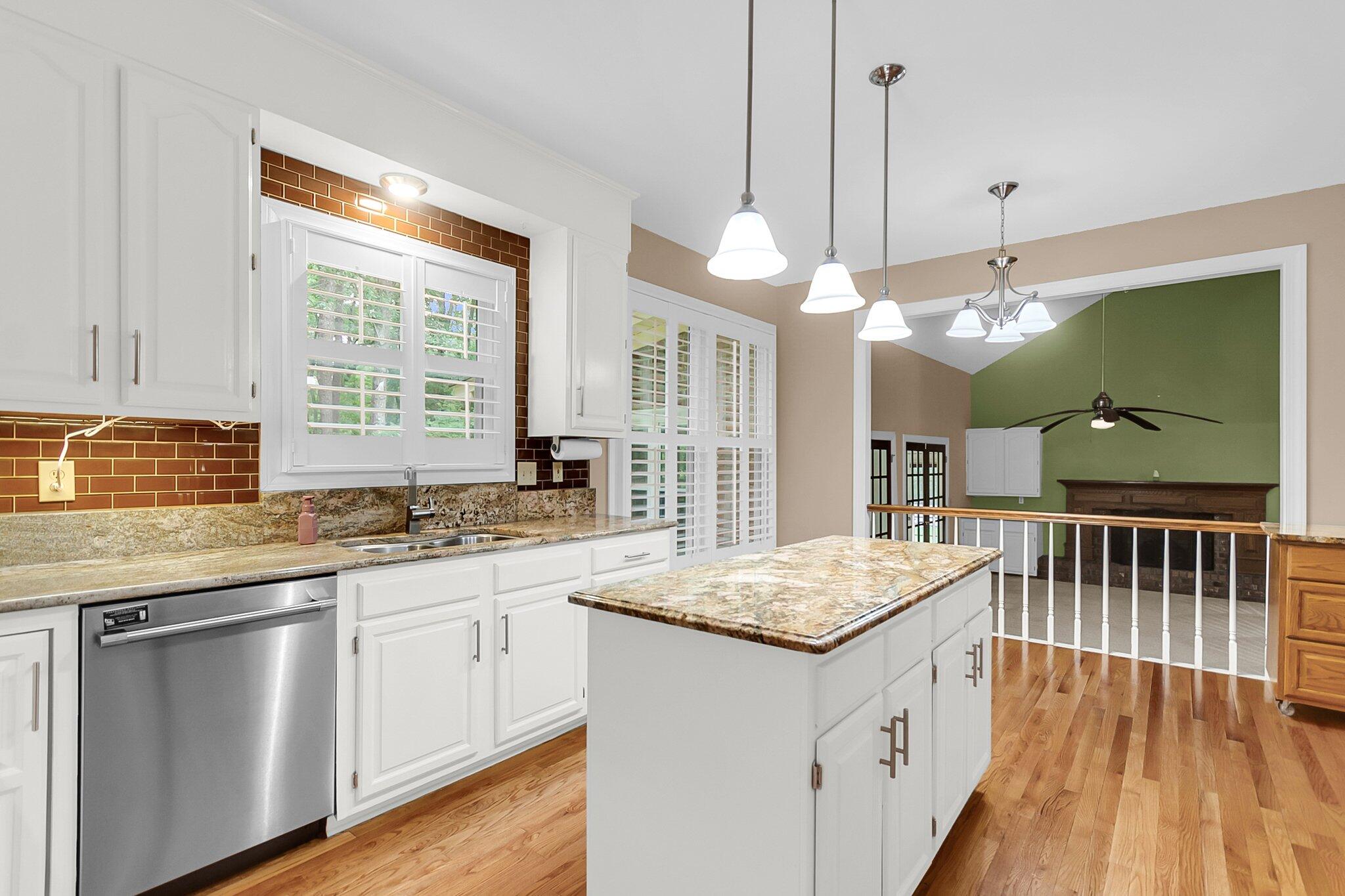 320 Compton Crossing Summerville, SC 29485 - Photo 11 of 49 CREM - 320 Compton Crossing-23