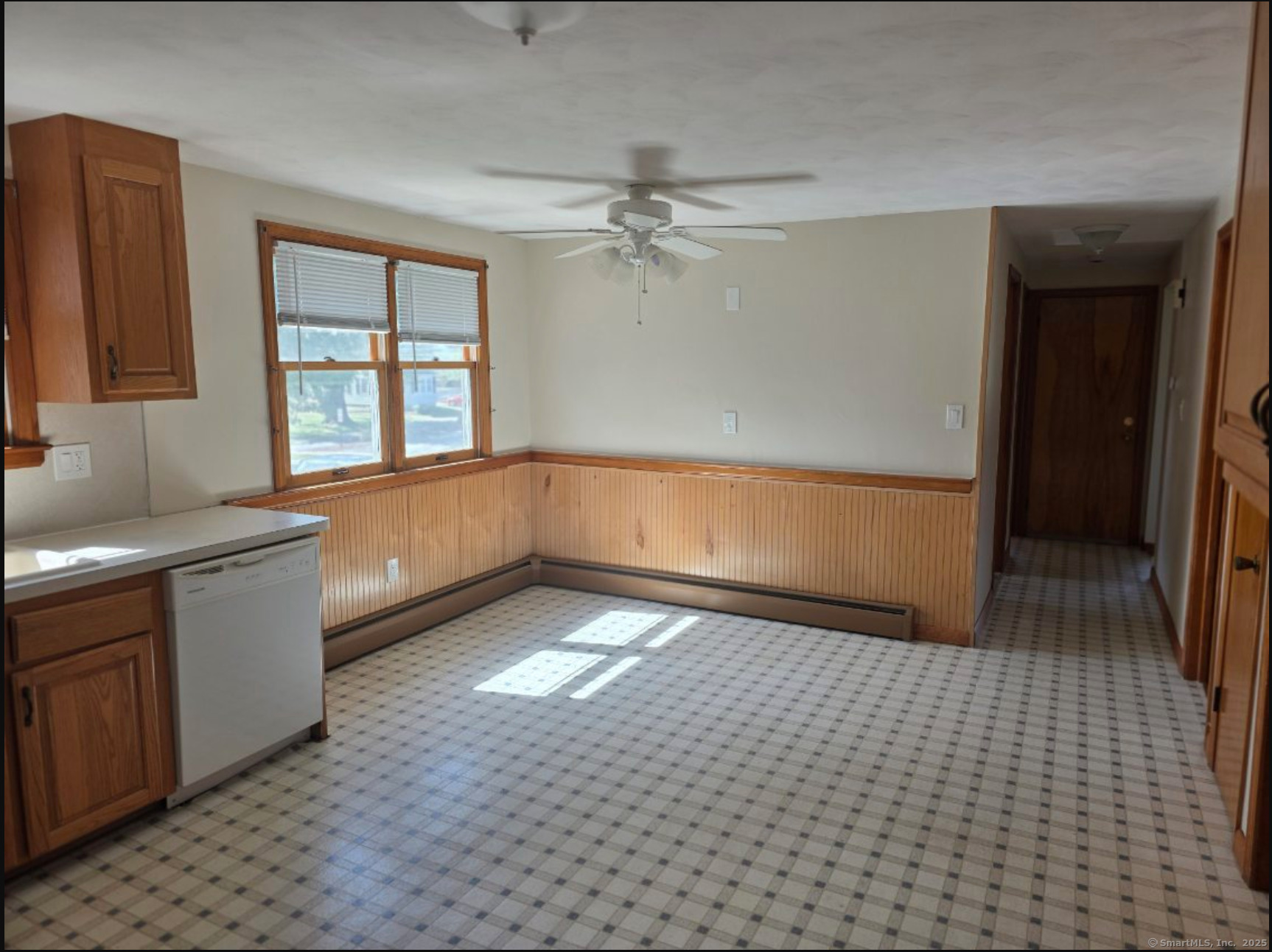 985 Slater Road, Unit 2 New Britain, CT 06053 - Photo 15 of 18