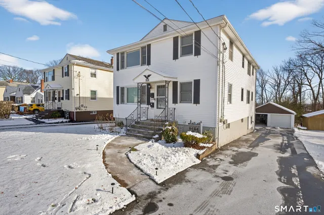 $1,990 | 985 Slater Road, Unit 2, New Britain, CT 06053