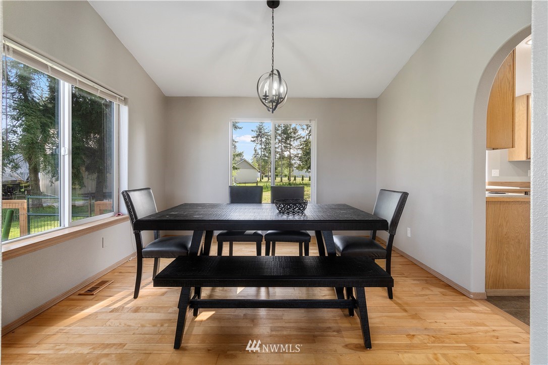 8531 178th Avenue Southwest Rochester, WA 98579 - Photo 14 of 40