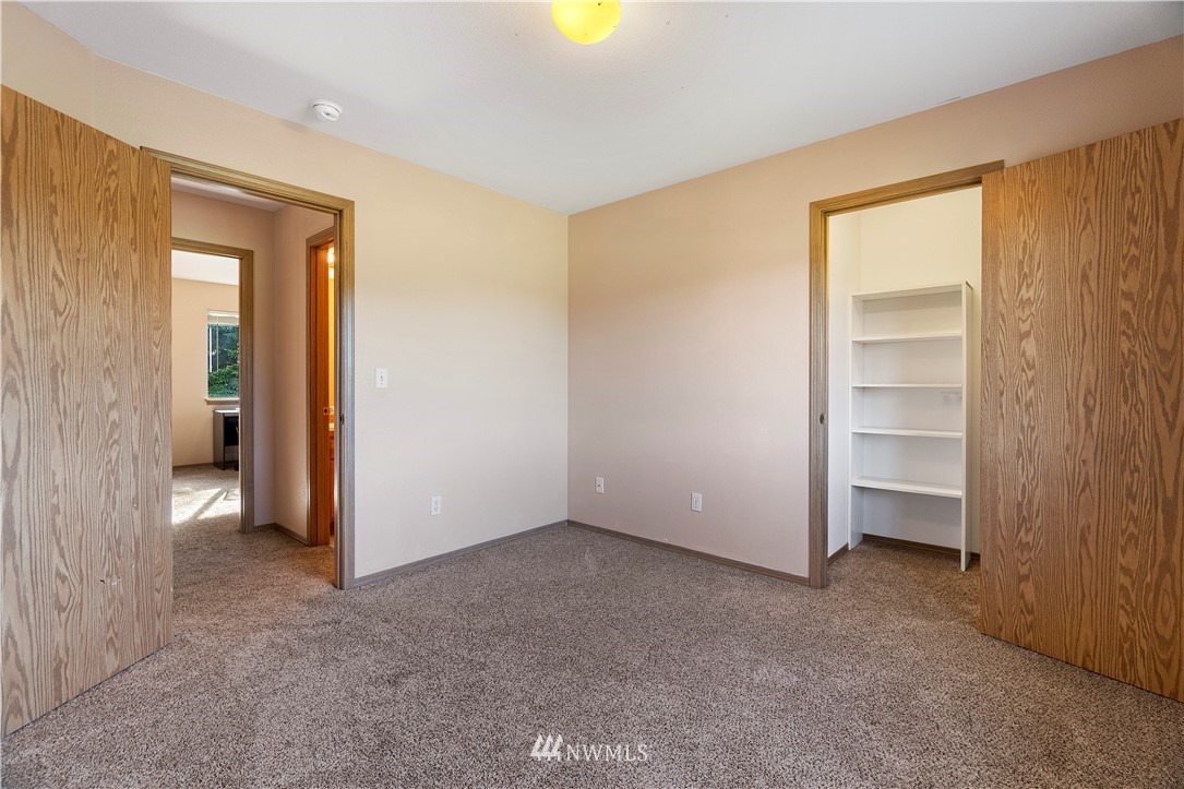 8531 178th Avenue Southwest Rochester, WA 98579 - Photo 29 of 40