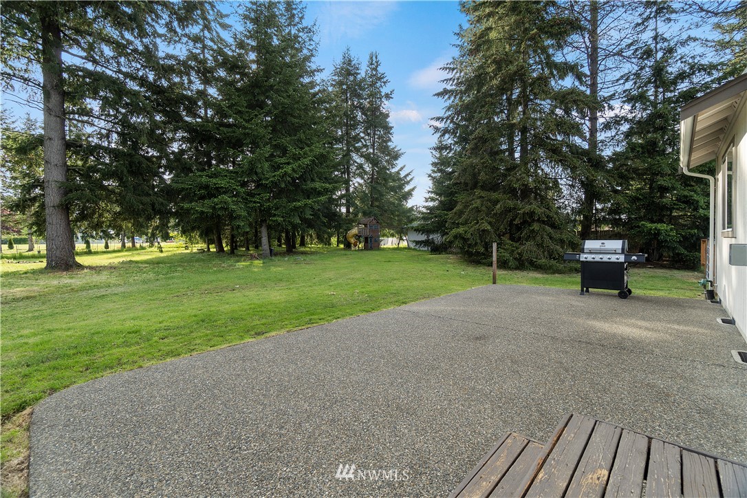 8531 178th Avenue Southwest Rochester, WA 98579 - Photo 34 of 40