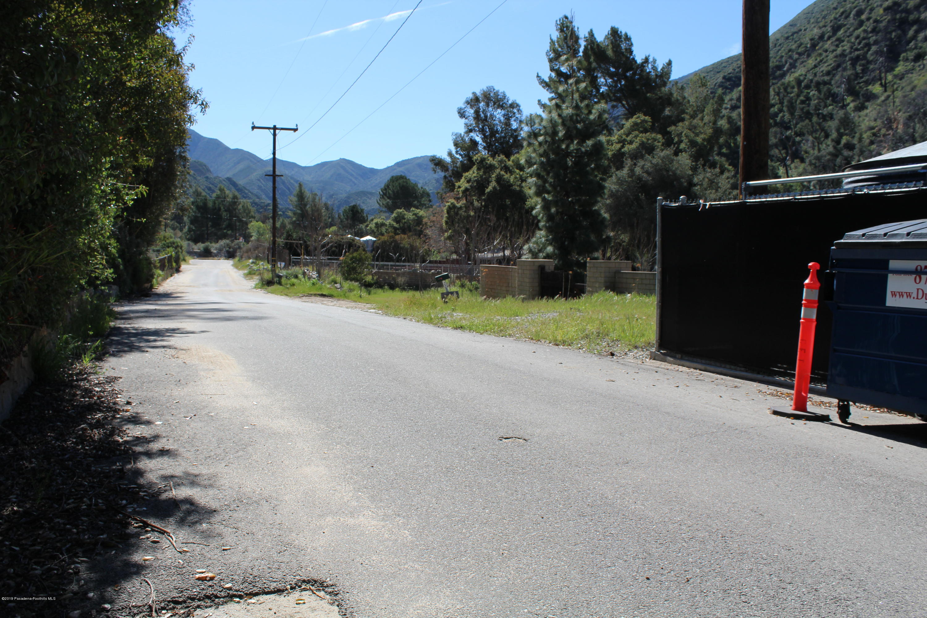 2300 Stonyvale Road Tujunga, CA 91042 - Photo 6 of 15 a view of a street