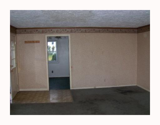 3209 Upper Valley Springfield, OH 45504 - Photo 3 of 7