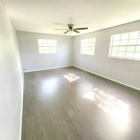 $186,900 | 200 Country Club Drive, Unit 1302, Largo, FL 33771