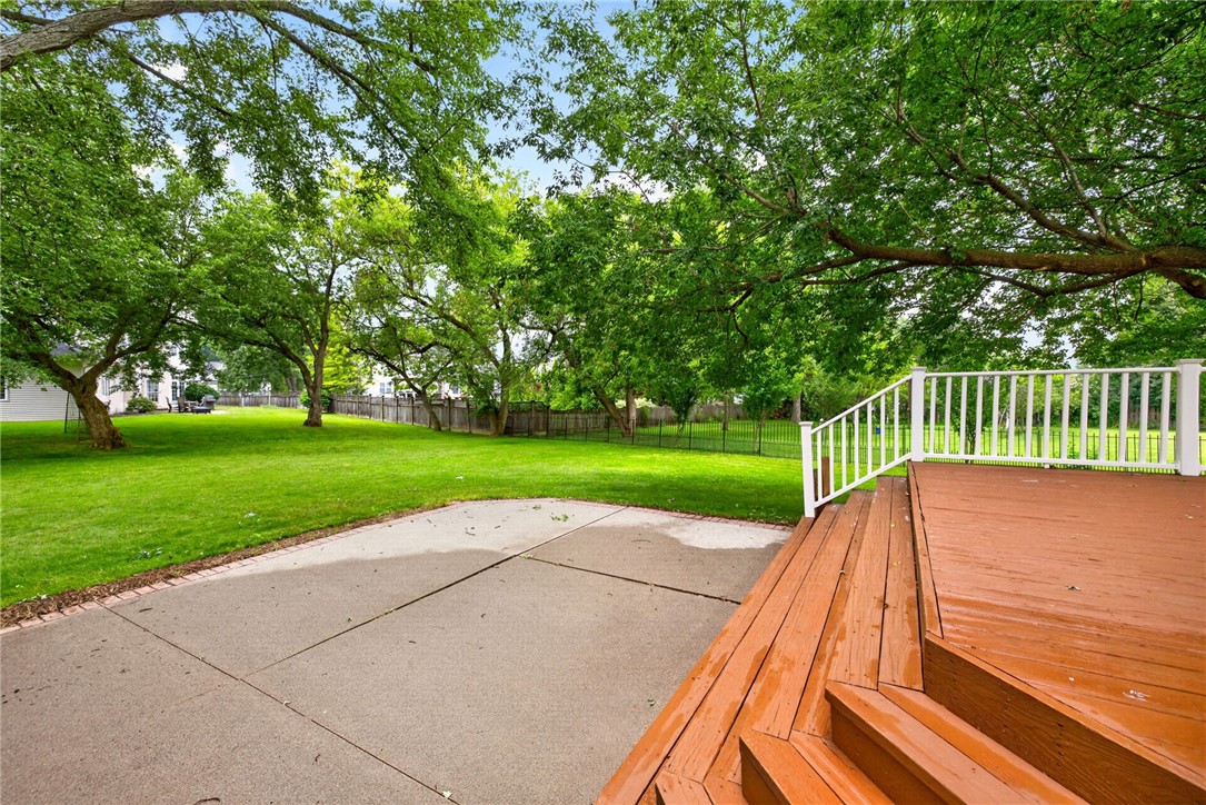 2 Angels Path Penfield, NY 14580 - Photo 33 of 36